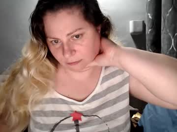 Candycream74 self squirt