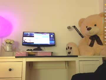 Anabelle_wet tits and ass show - 2022/11/08