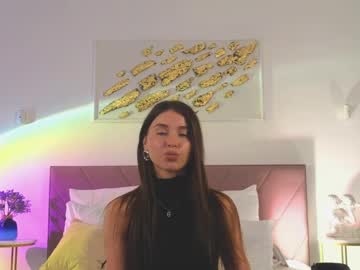 Violetta_finch toy fun camshow