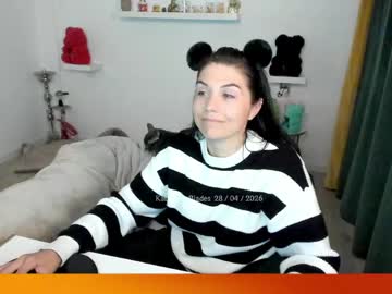 Katarina_blades self squirt camshow