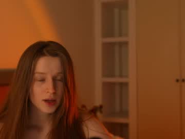 Toxl dildo camshow - April 25 2022