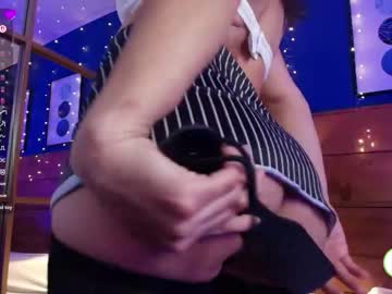 Mahia_queen dildo camshow