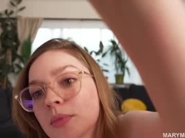 Marymoody ass play camshow