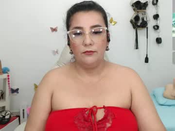 Mom_17 masturbation camshow - 2021.02.17