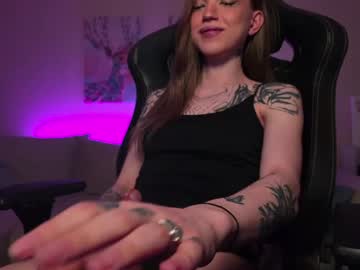 Twiinkie_pie toy fun camshow