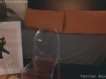 Alejastorm tits and ass