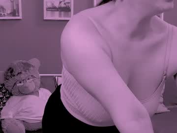 Chantallovely lesbian show