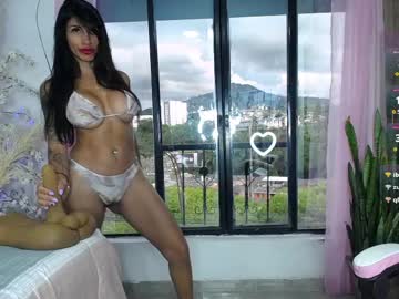 Barbiefoxx ass play show - May 18 2021