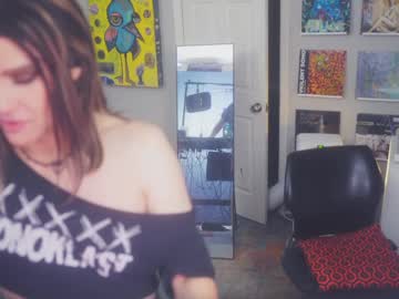 Damngina39 with friend show