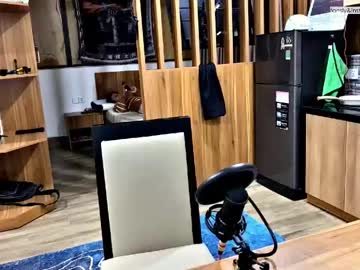 Orlando__bloom with friend