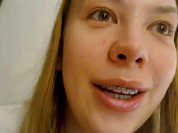 Scarlettford toy fun camshow