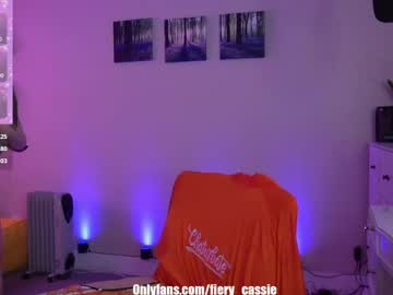 Fiery_redhead dildo show