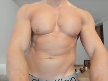 Roberto4ever deepthroat camshow