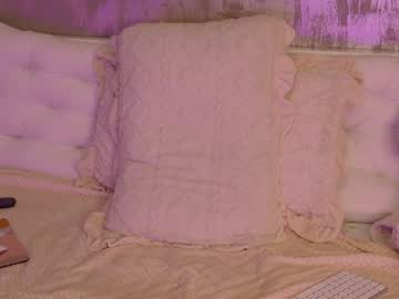 Crissy_love squirt show - 06.18.2021