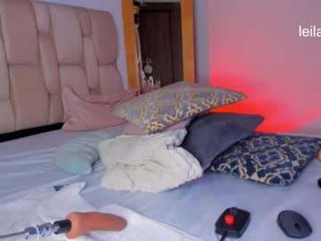 Kayla_ada tits and ass camshow