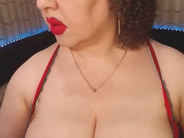 Lipsaddiction ass play