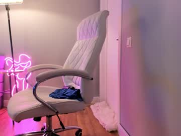 Akura_01 lesbian camshow - 2021 June 11