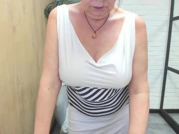 Lindahottie crazyticket show