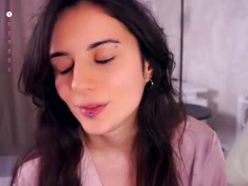 hollymonica profile