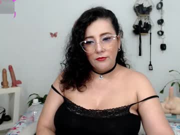 mom_17 profile