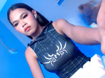 2hot_amazingladyboy live show