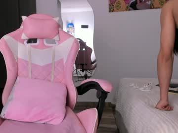 kendal_hot1 live show