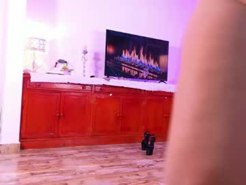 lara_giraldo live show