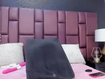 oliviaburningmilf live show