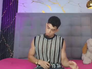 prince_arthur77 live show