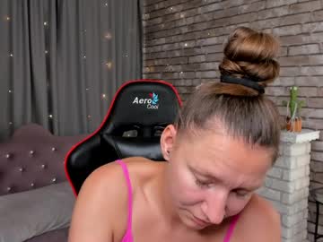 mollynay profile