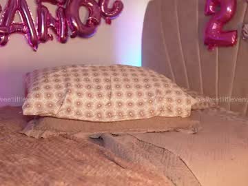 sweetlittlevenus live show
